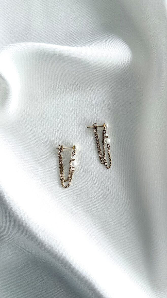 Earrings with Pearl