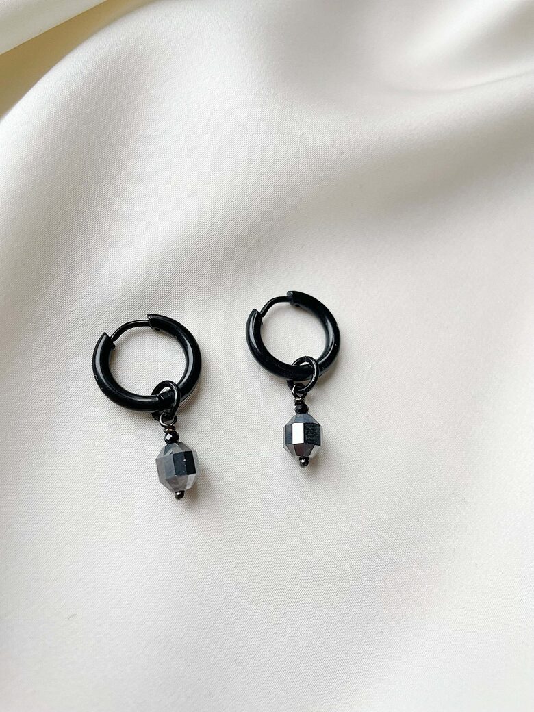 Earrings with Terahertz