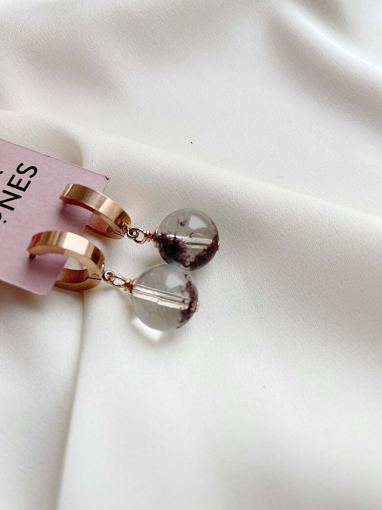 Earrings with Quartz