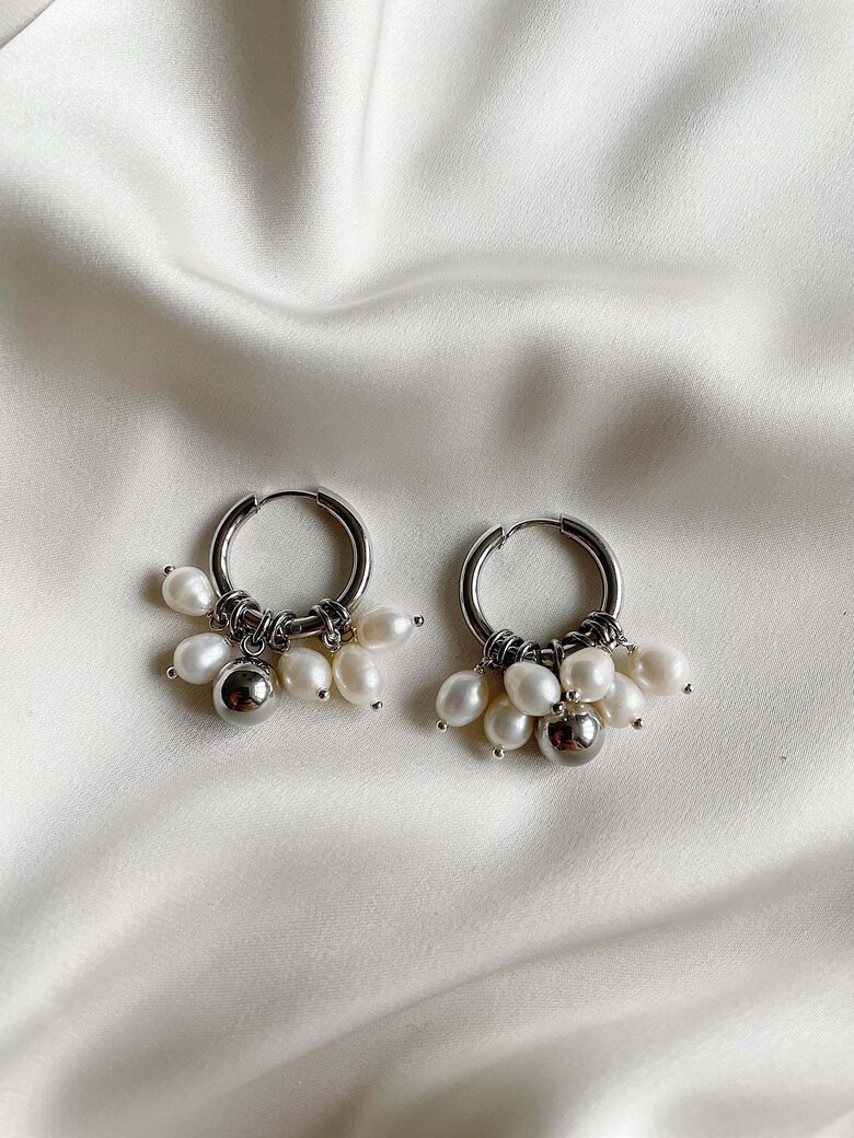 Earrings with Pearl