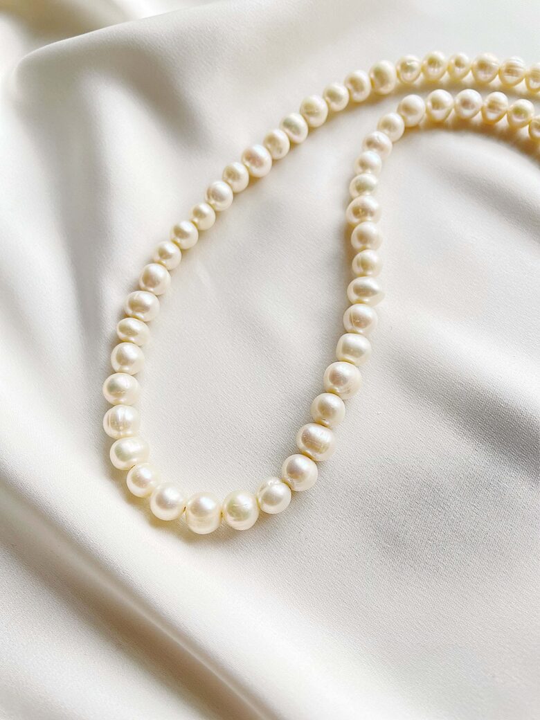 Necklace with Pearl